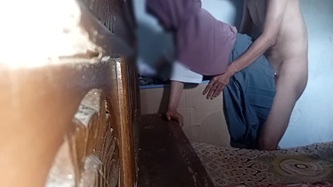 Bokep Indo Ngewe Adik Ipar Polos Muncrat Berkali Kali